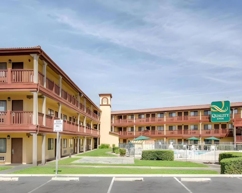 Quality Inn San Bernardino Bagian luar foto