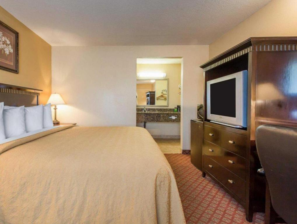 Quality Inn San Bernardino Bagian luar foto
