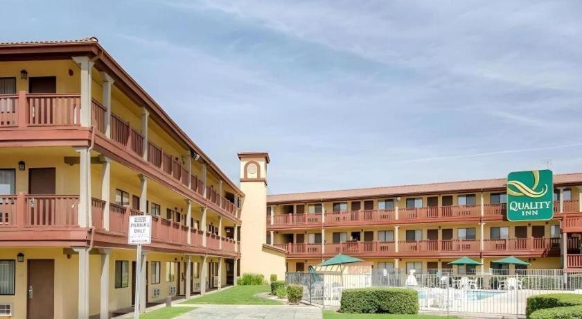 Quality Inn San Bernardino Bagian luar foto