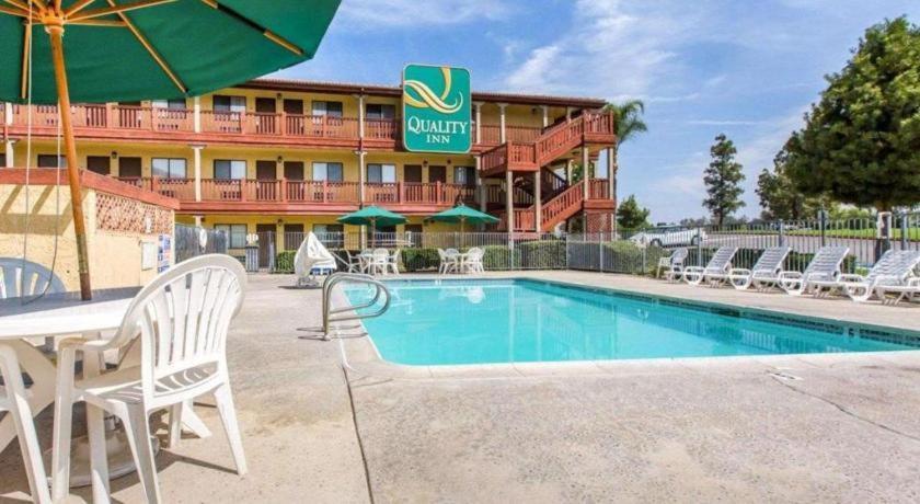 Quality Inn San Bernardino Bagian luar foto